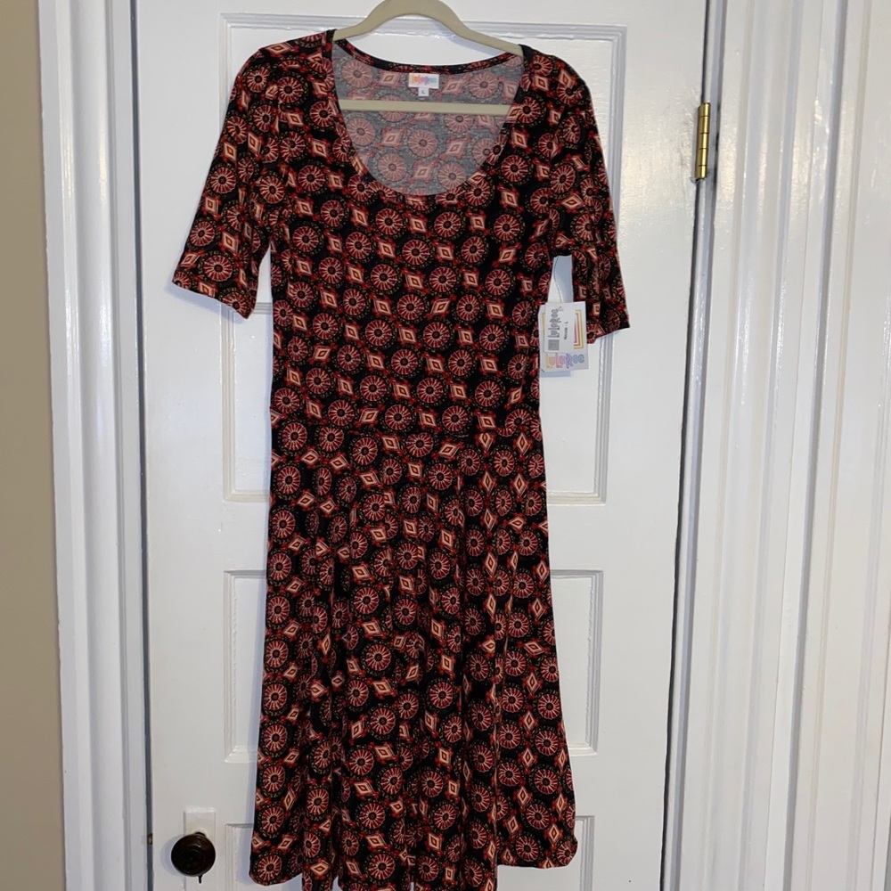 NEW LuLaRoe Nicole size Large